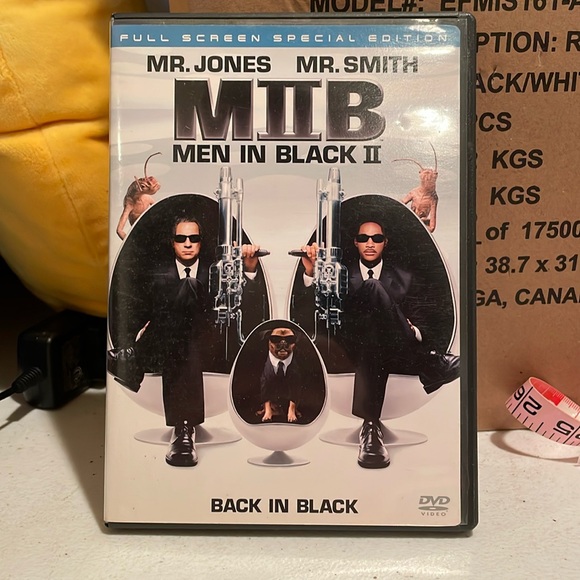 Other - Men In Black 2 Movie